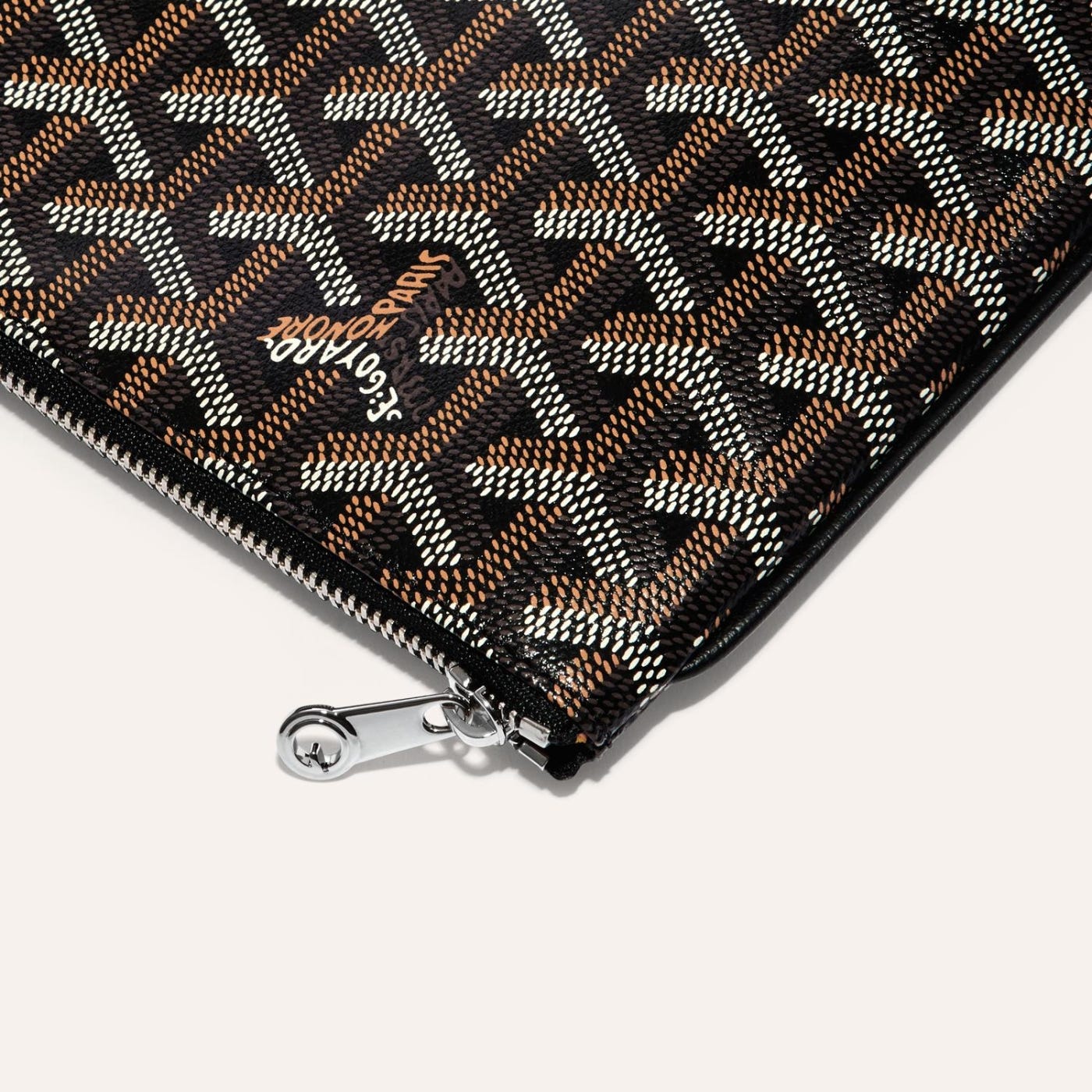 Goyard Senat MM Pouch Black - Image 3